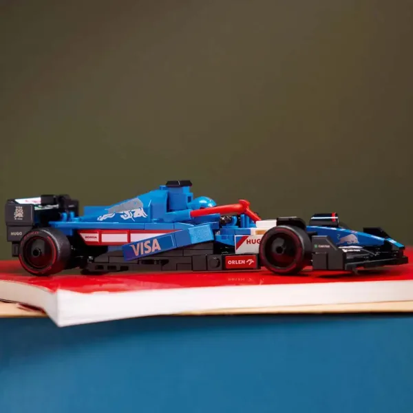 LEGO® Speed Champions: Visa Cash App RB VCARB 01 F1® mașină de curse (77246) imaginea 3