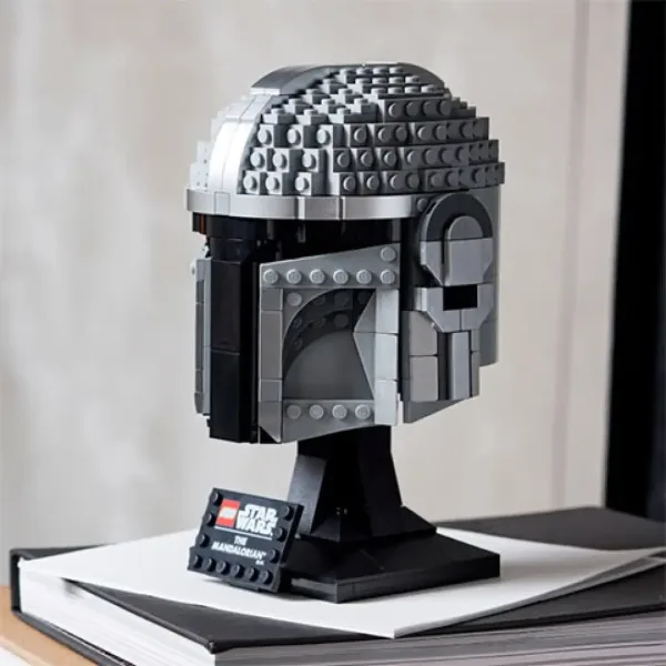 LEGO® Star Wars™: The Mandalorian™ Helmet (75328) imaginea 5