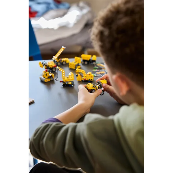 LEGO® Technic: Mini Mașini de Lucru (42233) imaginea 7