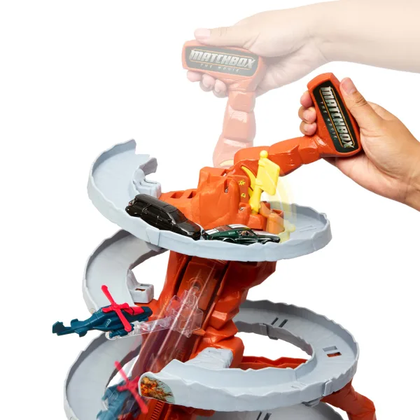 Matchbox A film: Evadare pe serpentinele autostrăzii – Mattel imaginea 2