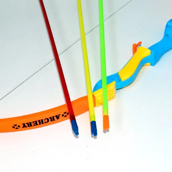Set arc cu săgeți si ventuză 55cm imaginea 3