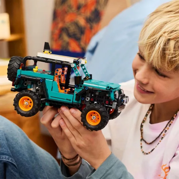 LEGO® Technic: Jeep® Wrangler Rubicon SUV (42227) imaginea 6