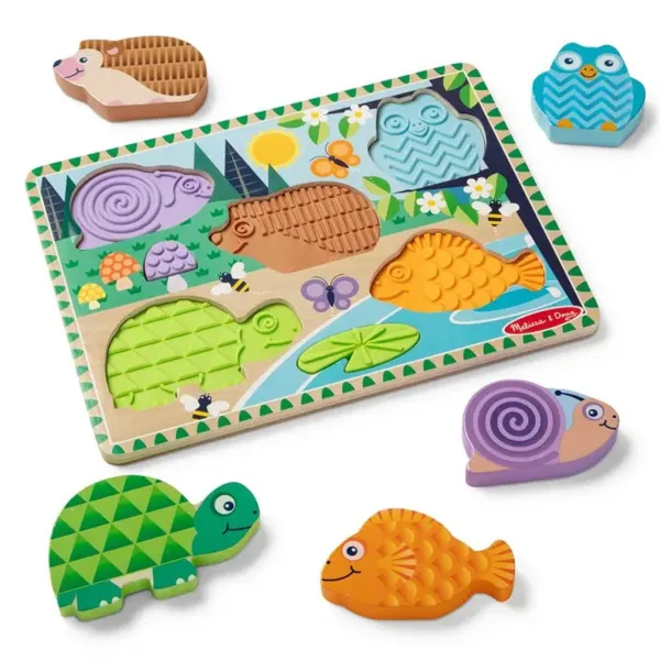 Touch & Feel Animale de pădure puzzle din lemn cu textură - Melissa & Doug imaginea 2