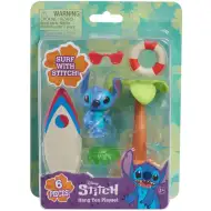 Figurină Stitch cu placă de surf și palmier