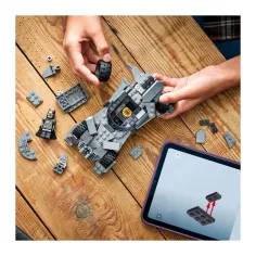 LEGO® Marvel: Batman împotriva lui Superman™: Batmobile™ (76331) imaginea 5