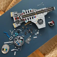 LEGO® Marvel: Helicarrier S.H.I.E.L.D. (76354) imaginea 8