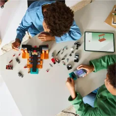 LEGO® Minecraft: Lupta cu Witherii (21590) imaginea 5