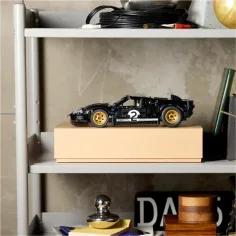 LEGO® Technic: Mașina de curse Ford GT40 MKII din 1966 (42223) imaginea 5