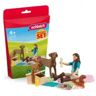 Schleich: Set de joacă Picnic cu Liza și cățelușul ei (42746)