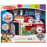 Set de pompieri cu mașină de lemn pentru dezvoltarea abilităților Marshall din Patrula Cățelușilor, cu accesorii - Melissa &amp; Doug