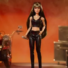 Barbie: Signature Miley Cyrus, păpușă de colecție de 32 cm - Mattel imaginea 4