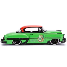 DC Comics: Poison Ivy figurină și 1953 Chevy Bel Air model mașină metal 1/24 - Simba Toys imaginea 3