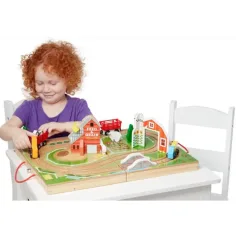 Du cu tine set de joacă fermă lemn - Melissa & Doug imaginea 2