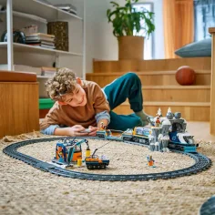 LEGO® City: Trenul expres arctic al exploratorilor (60470) imaginea 6