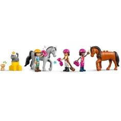 LEGO® Friends: Ferma de cai și școală de echitație (42688) imaginea 6