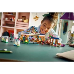 LEGO® Friends: Ferma de cai și școală de echitație (42688) imaginea 8