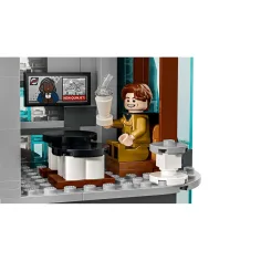 LEGO® Marvel: Răzbunătorii: Trezirea lui Doctor Doom Turnul nou al Răzbunătorilor (76352) imaginea 3