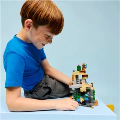 LEGO® Minecraft: Zombicazmă (21587) imaginea 4