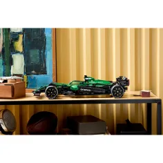 LEGO® Technic: Aston Martin Aramco AMR25 F1® mașină (42240) imaginea 15