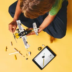 LEGO® Technic: Avion mic (42198) imaginea 4