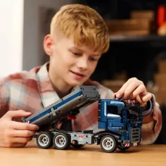 LEGO® Technic: Camion cu platformă basculantă (42203) imaginea 4