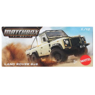Matchbox A Film: Land Rover 6x6 mașinuță în cutie de carton 1/64 – Mattel