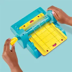 Play-Doh: Set de studio de modele pentru design vestimentar Barbie - Hasbro imaginea 5