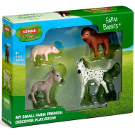 Schleich: Farm World Pui de animale de fermă – set de 4 figurine (42740)
