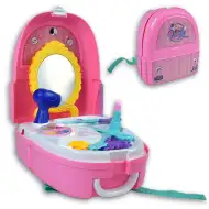Set de frumusețe roz într-un rucsac cu machiaj, oglindă și accesorii