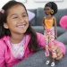 Barbie: Păpușă Fashionista Retro cu păr creț negru - Mattel