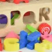 Beilaluna: Sortator de forme din lemn cu litere pentru carucior