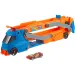 Hot Wheels City: Camion transportor Speed Track cu mașinuță - Mattel