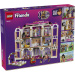 LEGO® Friends: Grand Hotel din Heartlake City (42704)