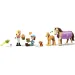 LEGO® Friends: Remorcă pentru transportul cailor și mânzilor (42695)