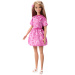 Barbie: Fashionista prietene păpușă la modă cu rochie roz cu model de eșarfă - Mattel