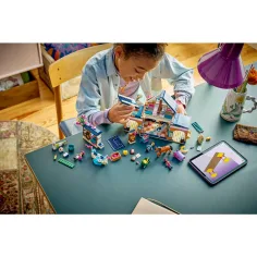 LEGO® Friends: Ferma de cai și școală de echitație (42688) imaginea 10