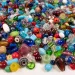PlayBox: Mărgele decorative colorate din sticlă pentru fâșii 1kg imaginea 1