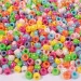 PlayBox: Set de bijuterii colorate cu 1000 de mărgele