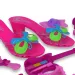Set de frumusețe cu pantofi, machiaj și accesorii de coafură într-o geantă