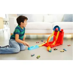 Set de pistă Hot Wheels Track Builder cu canistră de benzină - Mattel imaginea 3